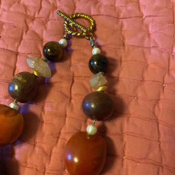 One of a kind designed neckart with wolves teeth - Picture 3 of 8